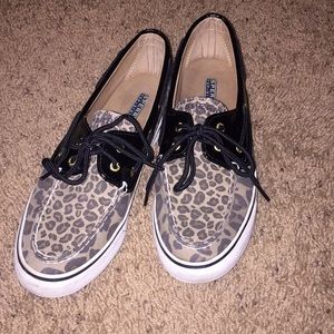 Leopard print Sperry shoes